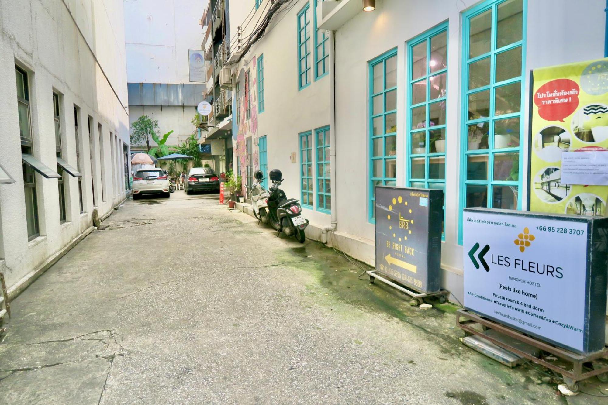 Les Fleurs Bangkok Hostel Banguecoque Exterior foto