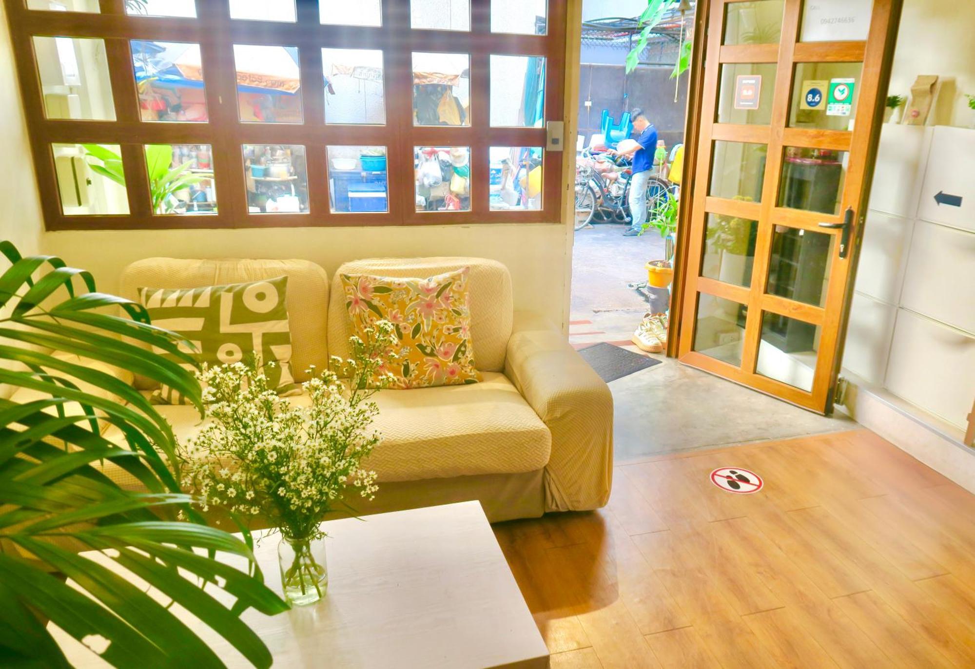 Les Fleurs Bangkok Hostel Banguecoque Exterior foto