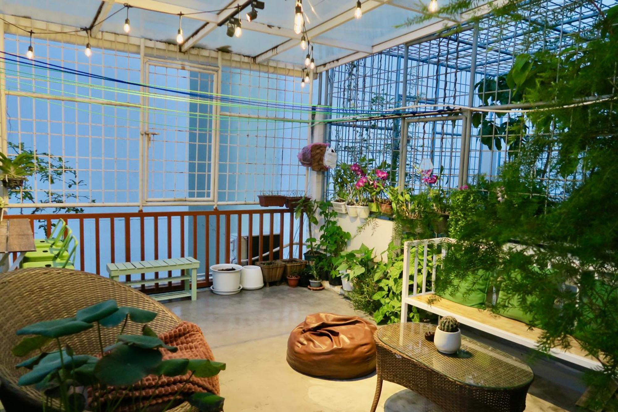 Les Fleurs Bangkok Hostel Banguecoque Exterior foto